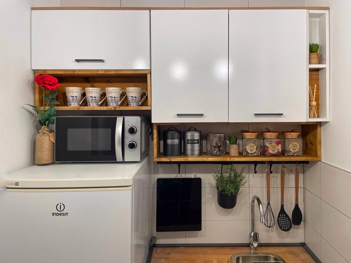 Studio Central Square Gospić Екстериор снимка