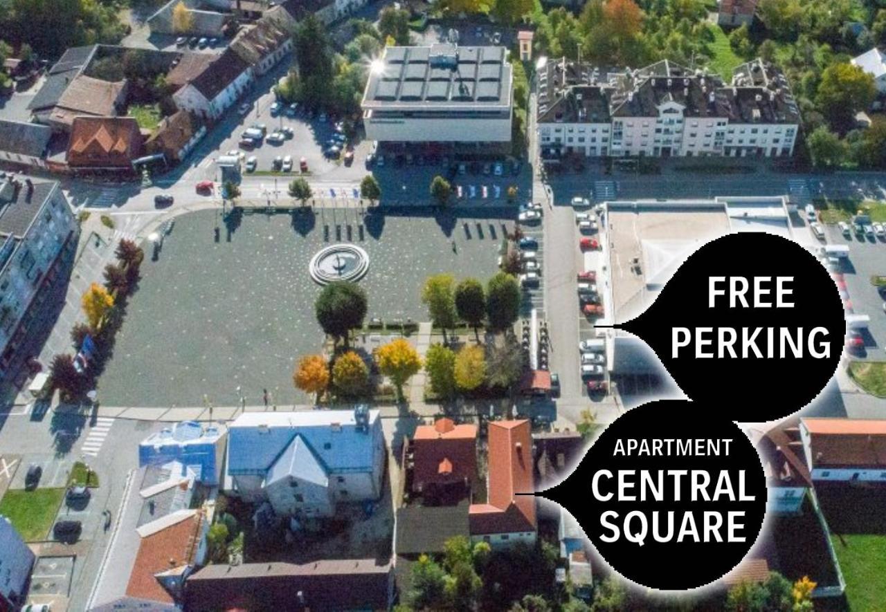 Studio Central Square Gospić Екстериор снимка